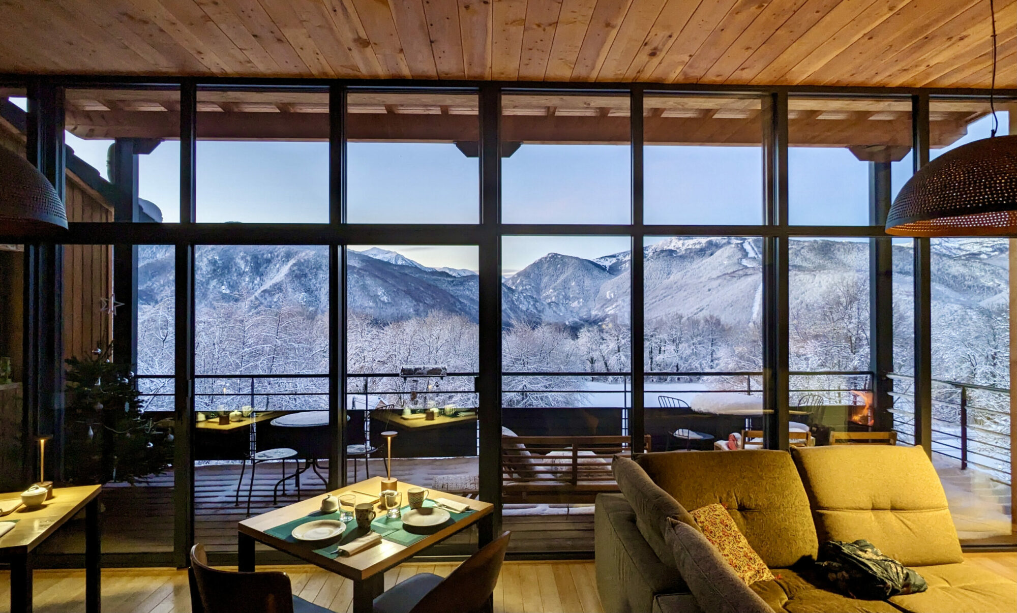 vue du salon des Balcons de Sorgeat en hiver